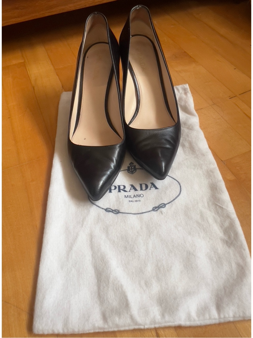 Vintage PRADA Leather Pumps